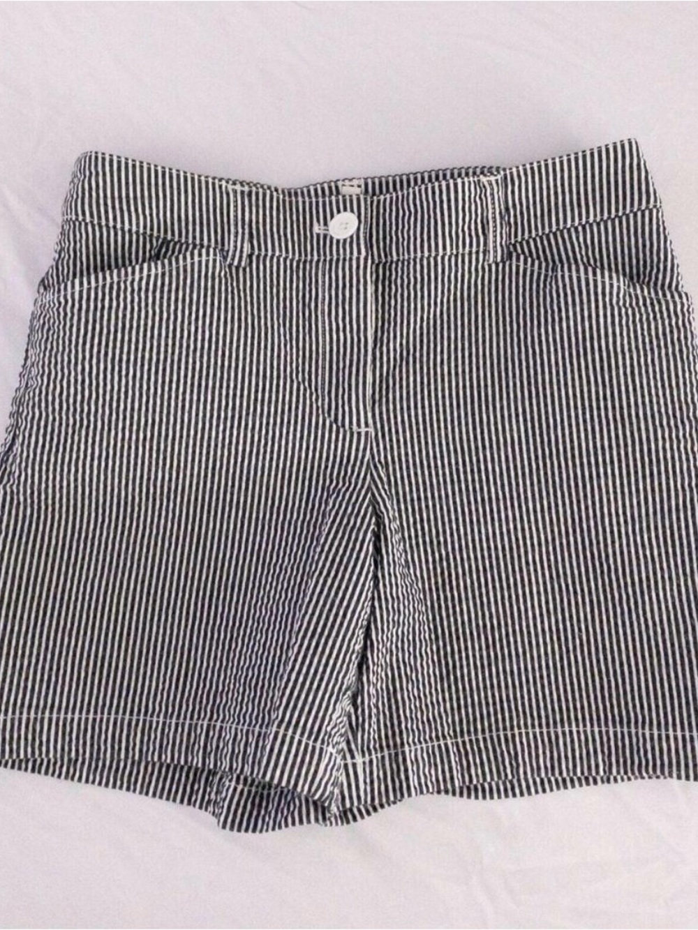 Jones New York White & Black Striped Shorts Womens 4 Small